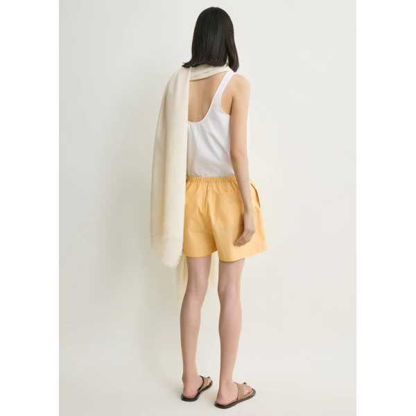 Totême Cotton summer shorts in Daffodill - Shorts - Scandinavian Minimalist Luxury at Luxury Shoes 