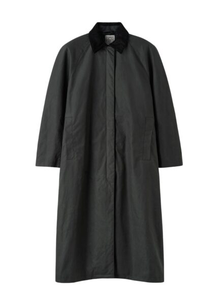 Totême Country coat in Washed black - Coats - Scandinavian Minimalist Luxury at Luxury Shoes 
