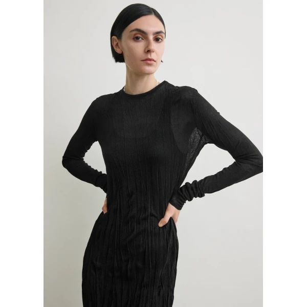 Totême Crinkled knit long-sleeve dress in Black - Dresses - Scandinavian Minimalist Luxury at Luxury Shoes 