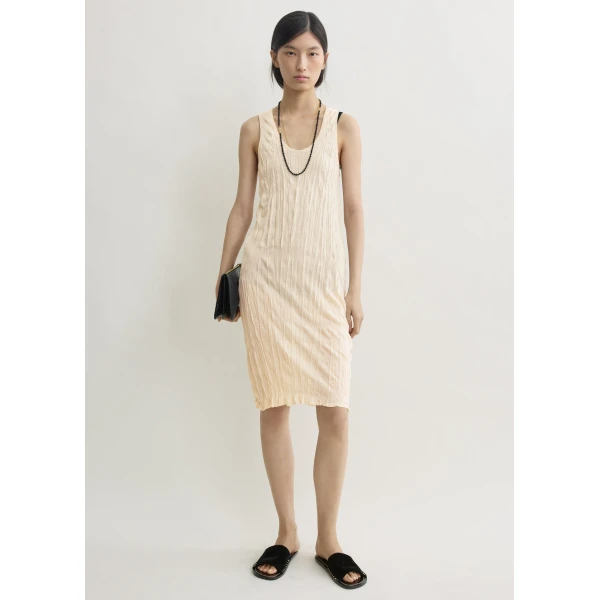 Totême Crinkled knit tank dress in Pale apricot - Dresses - Scandinavian Minimalist Luxury at Luxury Shoes 