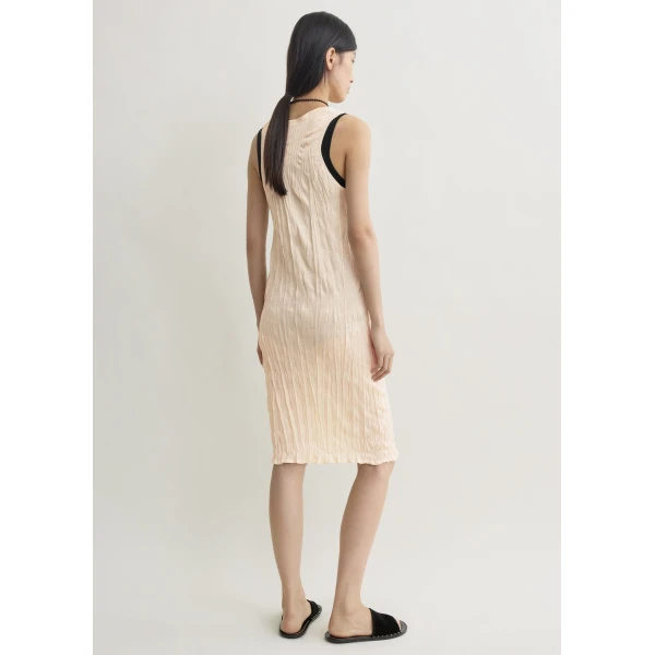 Totême Crinkled knit tank dress in Pale apricot - Dresses - Scandinavian Minimalist Luxury at Luxury Shoes 