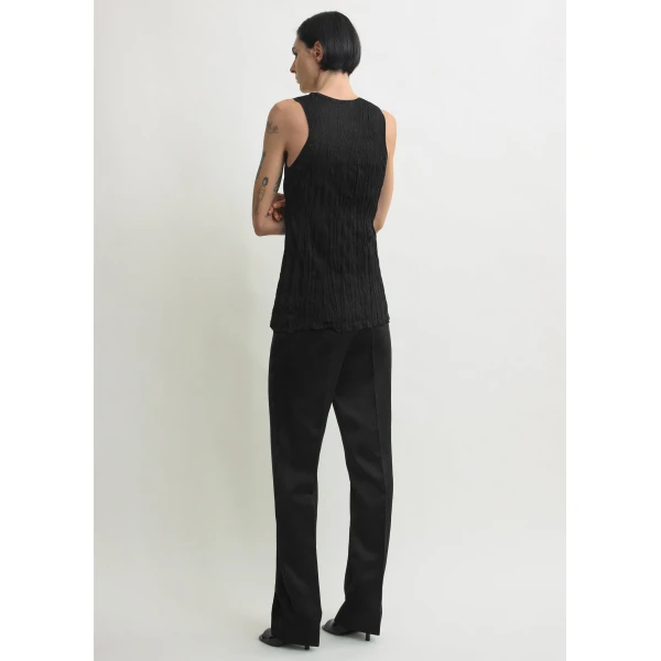 Totême Crinkled knit tank in Black - Knitwear - Scandinavian Minimalist Luxury at Luxury Shoes 