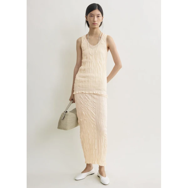 Totême Crinkled knit tank in Pale apricot - Knitwear - Scandinavian Minimalist Luxury at Luxury Shoes 