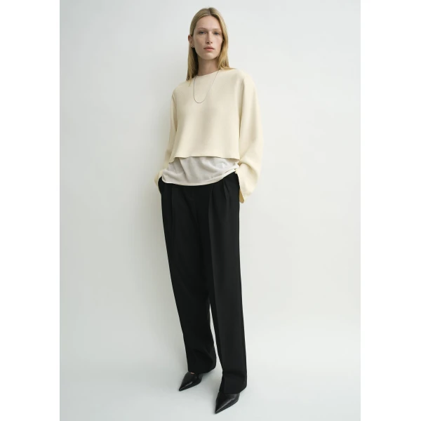 Totême Cropped sablé blouse in Macadamia - Tops - Scandinavian Minimalist Luxury at Luxury Shoes 