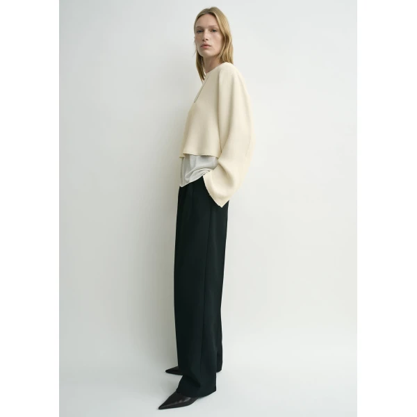 Totême Cropped sablé blouse in Macadamia - Tops - Scandinavian Minimalist Luxury at Luxury Shoes 