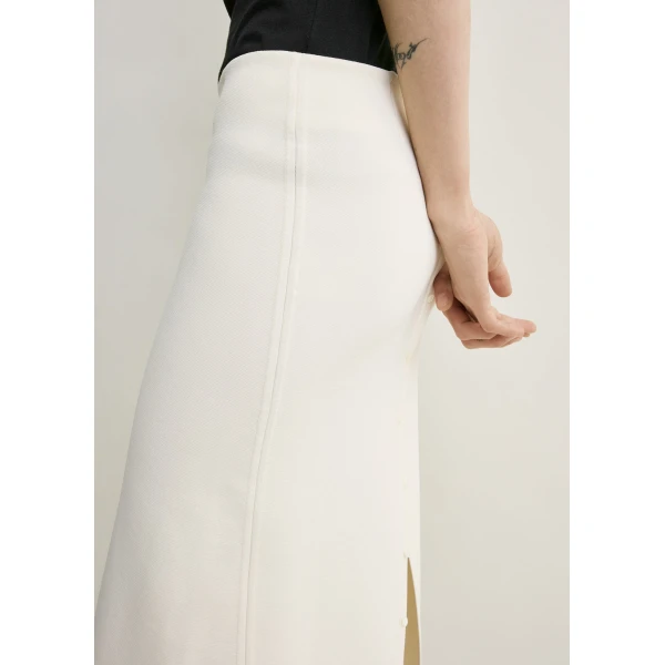 Totême Dipped knit skirt in White - Skirts - Scandinavian Minimalist Luxury at Luxury Shoes 