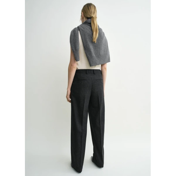 Totême Double-pleat winter trousers charcoal in Charcoal melange - Pants - Scandinavian Minimalist Luxury at Luxury Shoes 