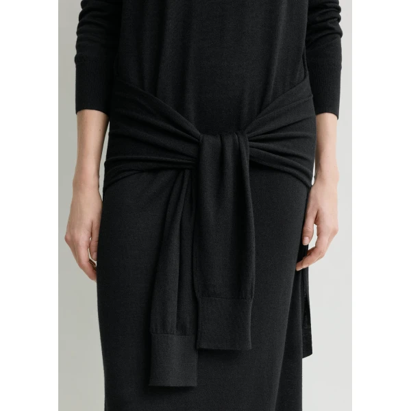 Totême Double-sleeve turtleneck dress in Black - Dresses - Scandinavian Minimalist Luxury at Luxury Shoes 