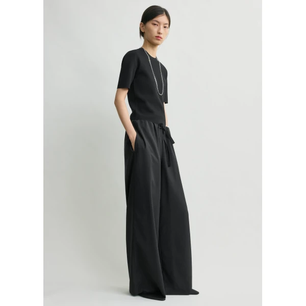 Totême Drawstring dinner trousers in Black - Pants - Scandinavian Minimalist Luxury at Luxury Shoes 