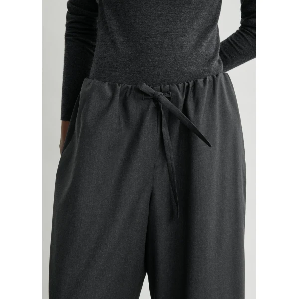 Totême Drawstring dinner trousers in Charcoal melange - Pants - Scandinavian Minimalist Luxury at Luxury Shoes 