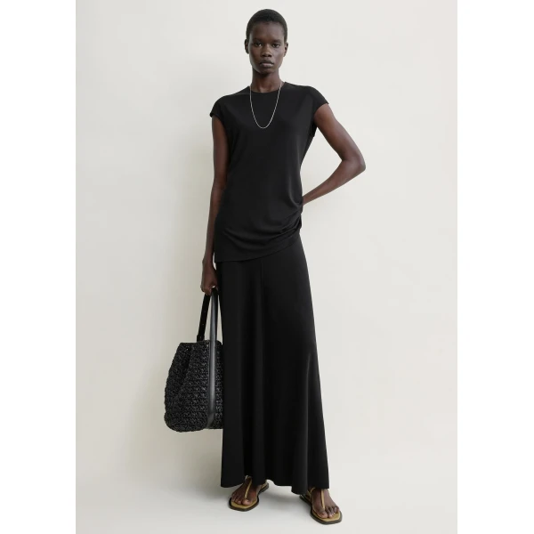 Totême Everyday top in Black - Tops - Scandinavian Minimalist Luxury at Luxury Shoes 