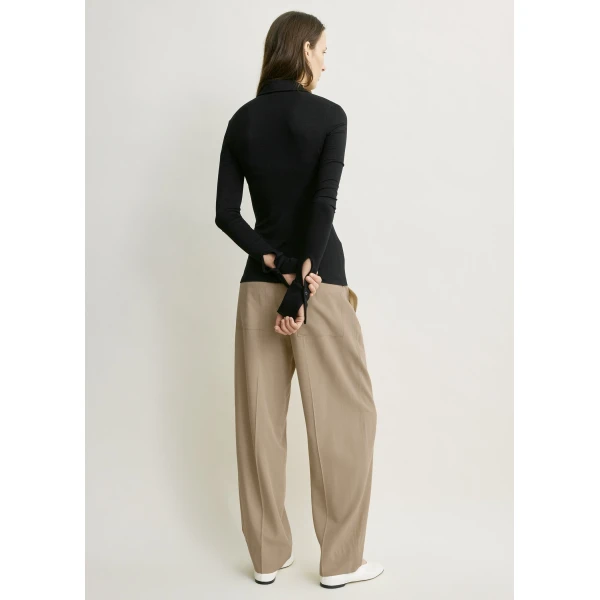 Totême Fitted jersey shirt in Black - Tops - Scandinavian Minimalist Luxury at Luxury Shoes 