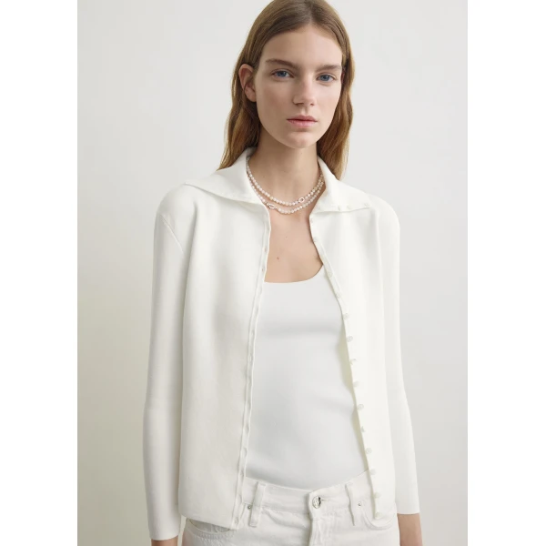 Totême Fitted polo cardigan in Off-white - Knitwear - Scandinavian Minimalist Luxury at Luxury Shoes 
