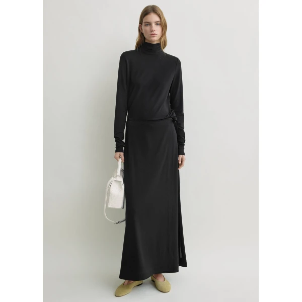Totême Fluid jersey skirt in Black - Skirts - Scandinavian Minimalist Luxury at Luxury Shoes 