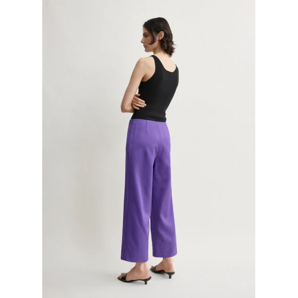 Totême Fluid satin trousers in Violet - Pants - Scandinavian Minimalist Luxury at Luxury Shoes 