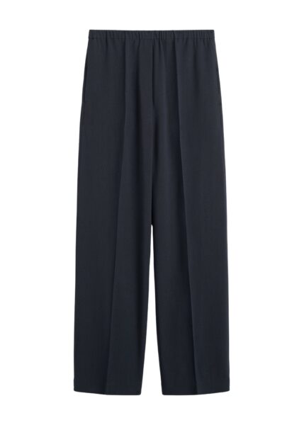 Totême Fluid winter trousers in Navy - Pants - Scandinavian Minimalist Luxury at Luxury Shoes 