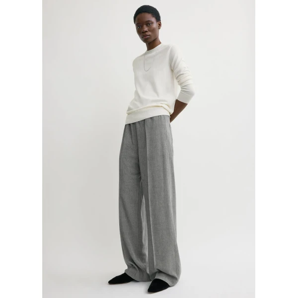 Totême Fluid winter trousers mid grey in Mid grey melange - Pants - Scandinavian Minimalist Luxury at Luxury Shoes 