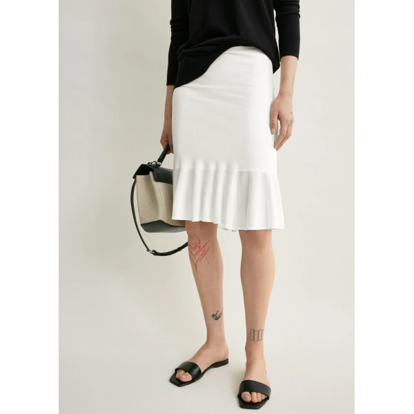 Totême Fluted knit skirt in Optic white - Skirts - Scandinavian Minimalist Luxury at Luxury Shoes 