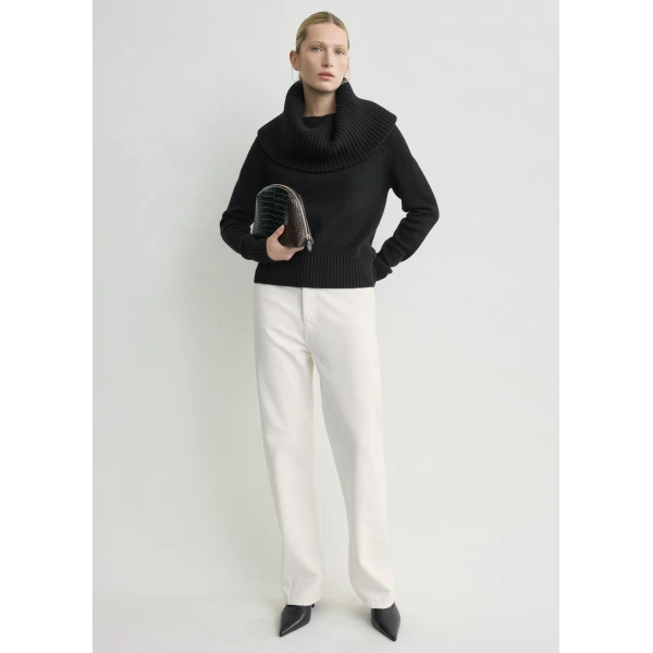 Totême Funnel wool knit in Black - Knitwear - Scandinavian Minimalist Luxury at Luxury Shoes 