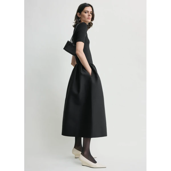Totême Gathered evening skirt in Black - Skirts - Scandinavian Minimalist Luxury at Luxury Shoes 