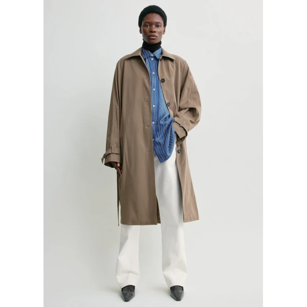 Totême Light spring trench in Hazel - Coats - Scandinavian Minimalist Luxury at Luxury Shoes 