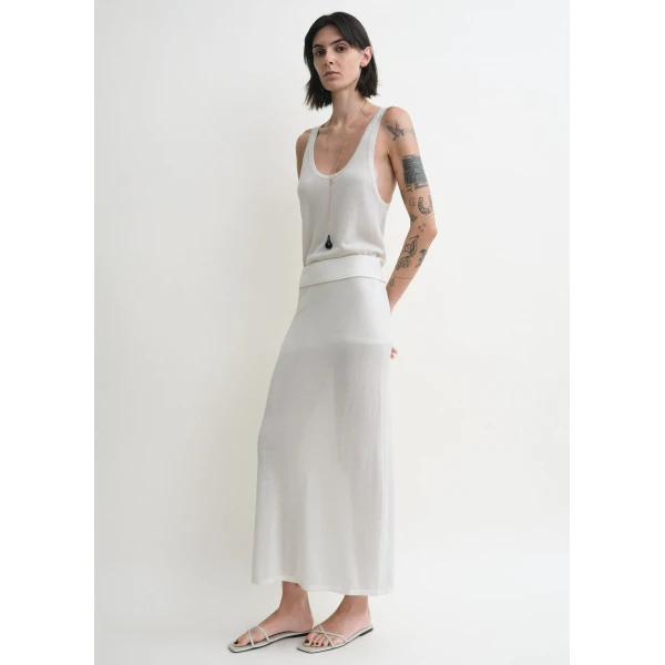 Totême Long knit skirt in White - Skirts - Scandinavian Minimalist Luxury at Luxury Shoes 