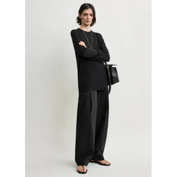 Totême Long-sleeve tee knit in Black - Knitwear - Scandinavian Minimalist Luxury at Luxury Shoes 