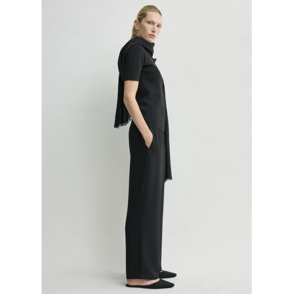 Totême Lounge trousers in Black - Pants - Scandinavian Minimalist Luxury at Luxury Shoes 