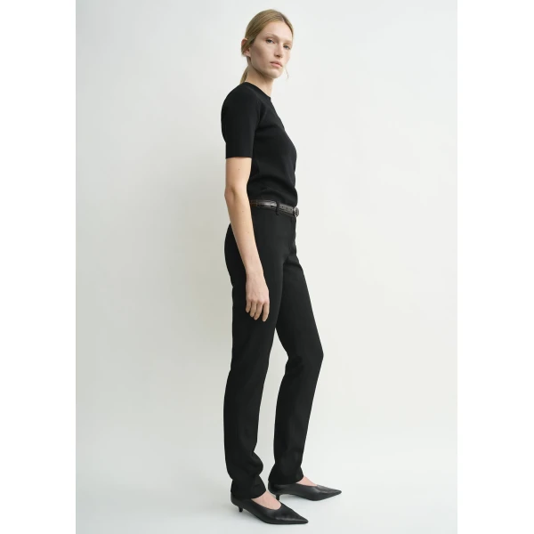 Totême Low-waist slim evening trousers in Black - Pants - Scandinavian Minimalist Luxury at Luxury Shoes 