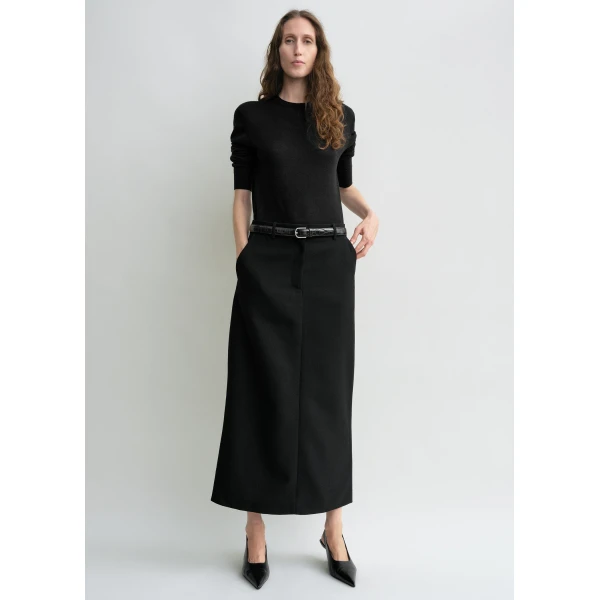 Totême Low-waist straight skirt in Black - Skirts - Scandinavian Minimalist Luxury at Luxury Shoes 