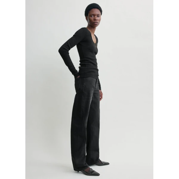 Totême Merino knit top in Black - Knitwear - Scandinavian Minimalist Luxury at Luxury Shoes 