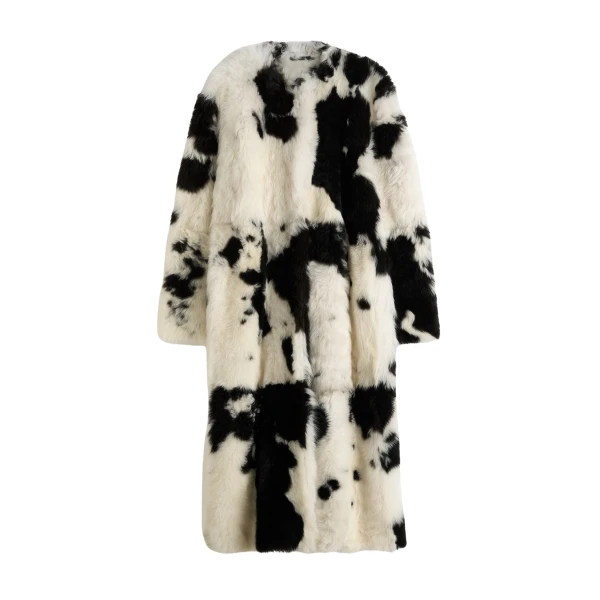 Totême Monochrome shearling coat in Black / White - Coats - Scandinavian Minimalist Luxury at Luxury Shoes 