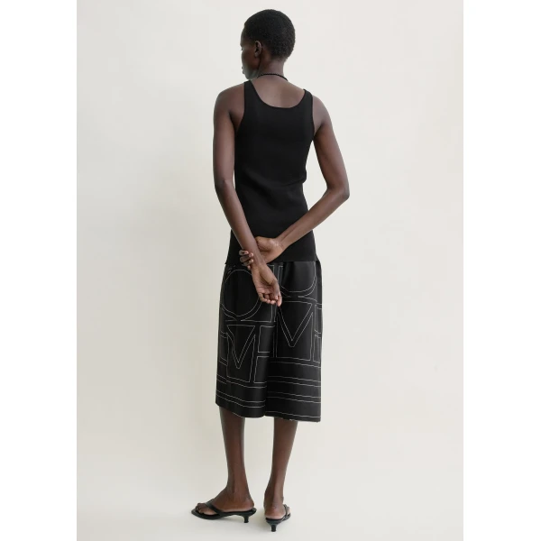 Totême Monogram silk pj culottes in Black - Shorts - Scandinavian Minimalist Luxury at Luxury Shoes 