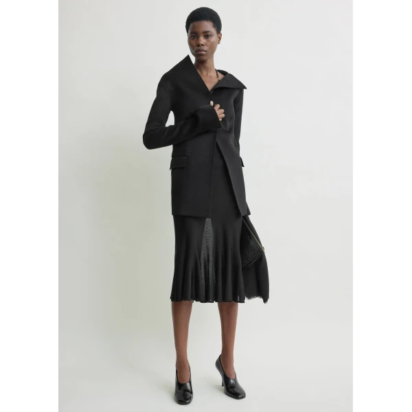 Totême Open collar wool jacket in Black - Jackets - Scandinavian Minimalist Luxury at Luxury Shoes 