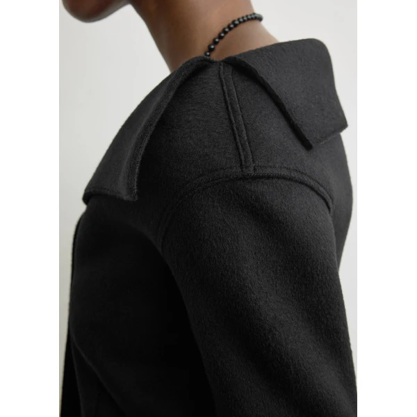 Totême Open collar wool jacket in Black - Jackets - Scandinavian Minimalist Luxury at Luxury Shoes 