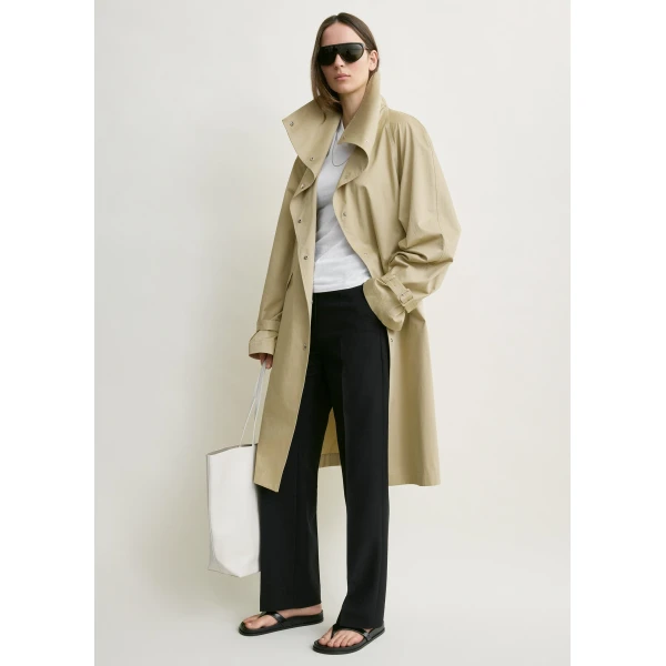 Totême Oversized cotton trench in Beige - Coats - Scandinavian Minimalist Luxury at Luxury Shoes 