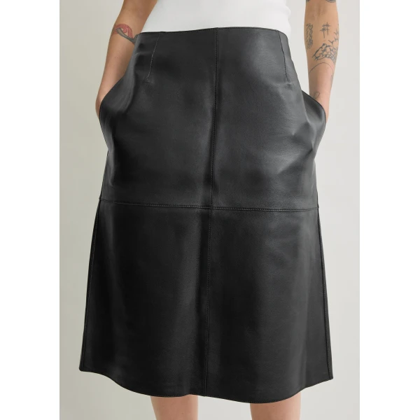 Totême Paneled leather skirt in Black - Skirts - Scandinavian Minimalist Luxury at Luxury Shoes 