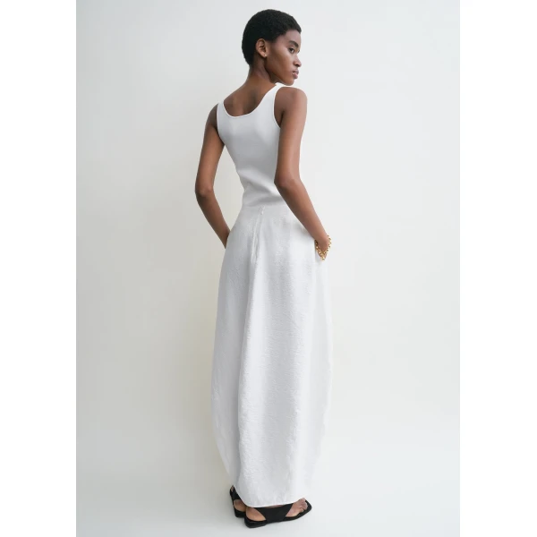 Totême Parachute skirt in White - Skirts - Scandinavian Minimalist Luxury at Luxury Shoes 