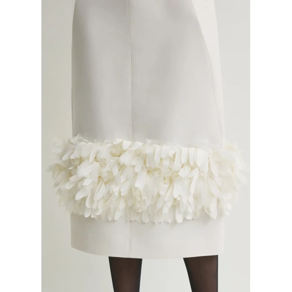Totême Petal skirt in Ecru - Skirts - Scandinavian Minimalist Luxury at Luxury Shoes 