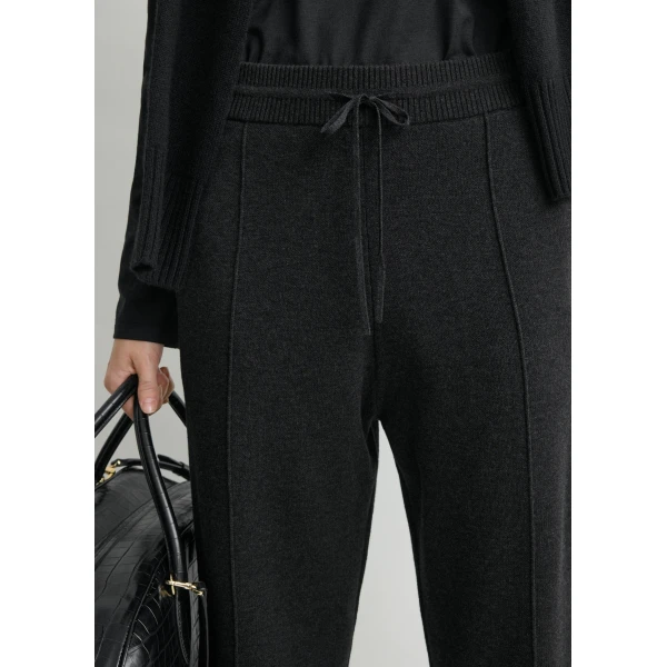 Totême Pintucked sweatpants charcoal in Charcoal melange - Pants - Scandinavian Minimalist Luxury at Luxury Shoes 