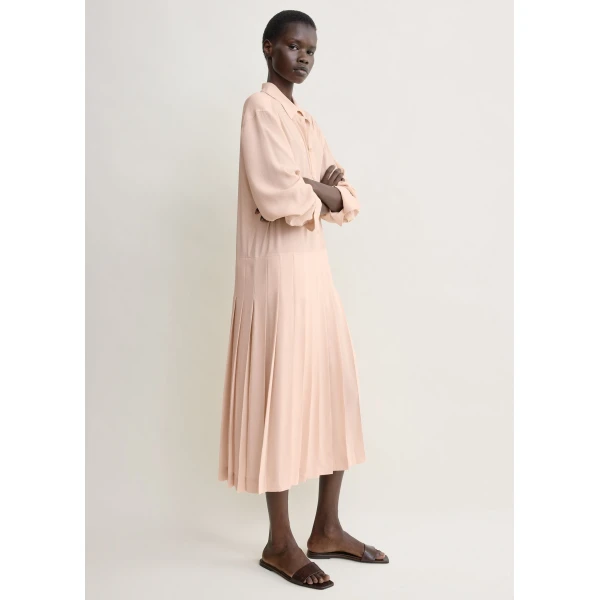 Totême Pleated shirtdress in Dusty pink - Dresses - Scandinavian Minimalist Luxury at Luxury Shoes 