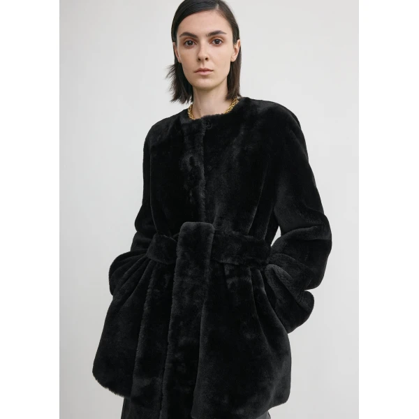 Totême Plush shearling jacket in Black - Jackets - Scandinavian Minimalist Luxury at Luxury Shoes 