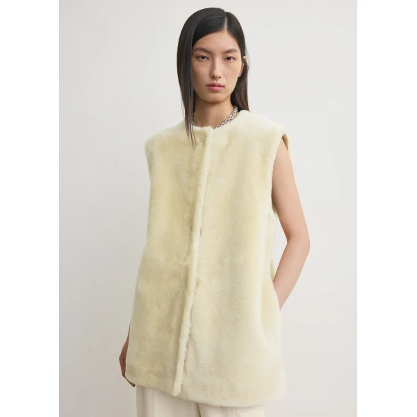 Totême Plush shearling vest in Ecru - Jackets - Scandinavian Minimalist Luxury at Luxury Shoes 