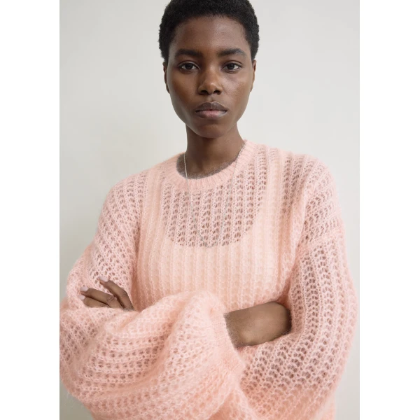 Totême Puffed knit in Bloom - Knitwear - Scandinavian Minimalist Luxury at Luxury Shoes 