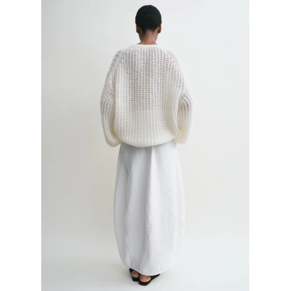 Totême Puffed knit off-white in Off white - Knitwear - Scandinavian Minimalist Luxury at Luxury Shoes 