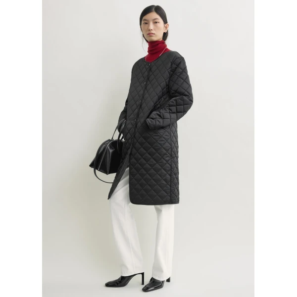 Totême Quilted collarless coat in Black - Coats - Scandinavian Minimalist Luxury at Luxury Shoes 
