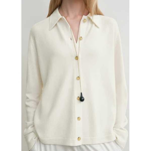 Totême Raglan-sleeve cashmere cardigan in White - Knitwear - Scandinavian Minimalist Luxury at Luxury Shoes 