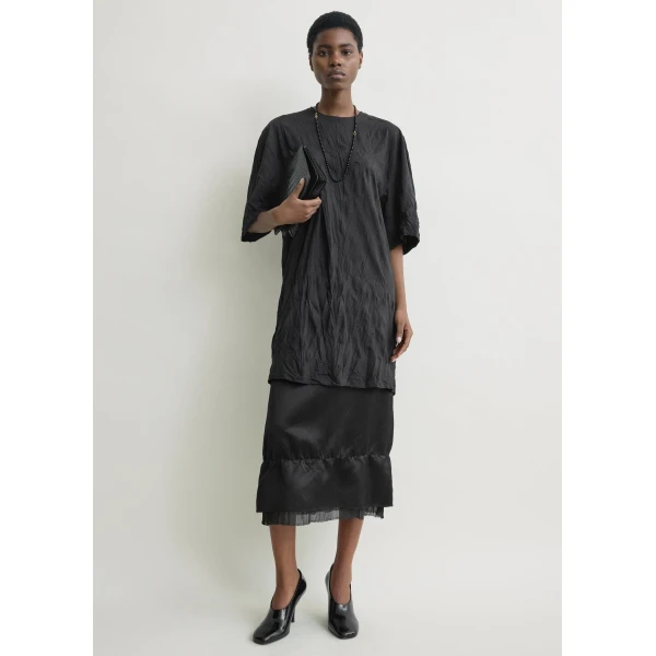 Totême Relaxed tee dress in Black - Tops - Scandinavian Minimalist Luxury at Luxury Shoes 