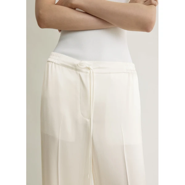 Totême Satin drawstring trousers in White - Pants - Scandinavian Minimalist Luxury at Luxury Shoes 