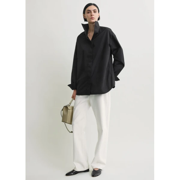 Totême Sharp poplin shirt in Black - Tops - Scandinavian Minimalist Luxury at Luxury Shoes 